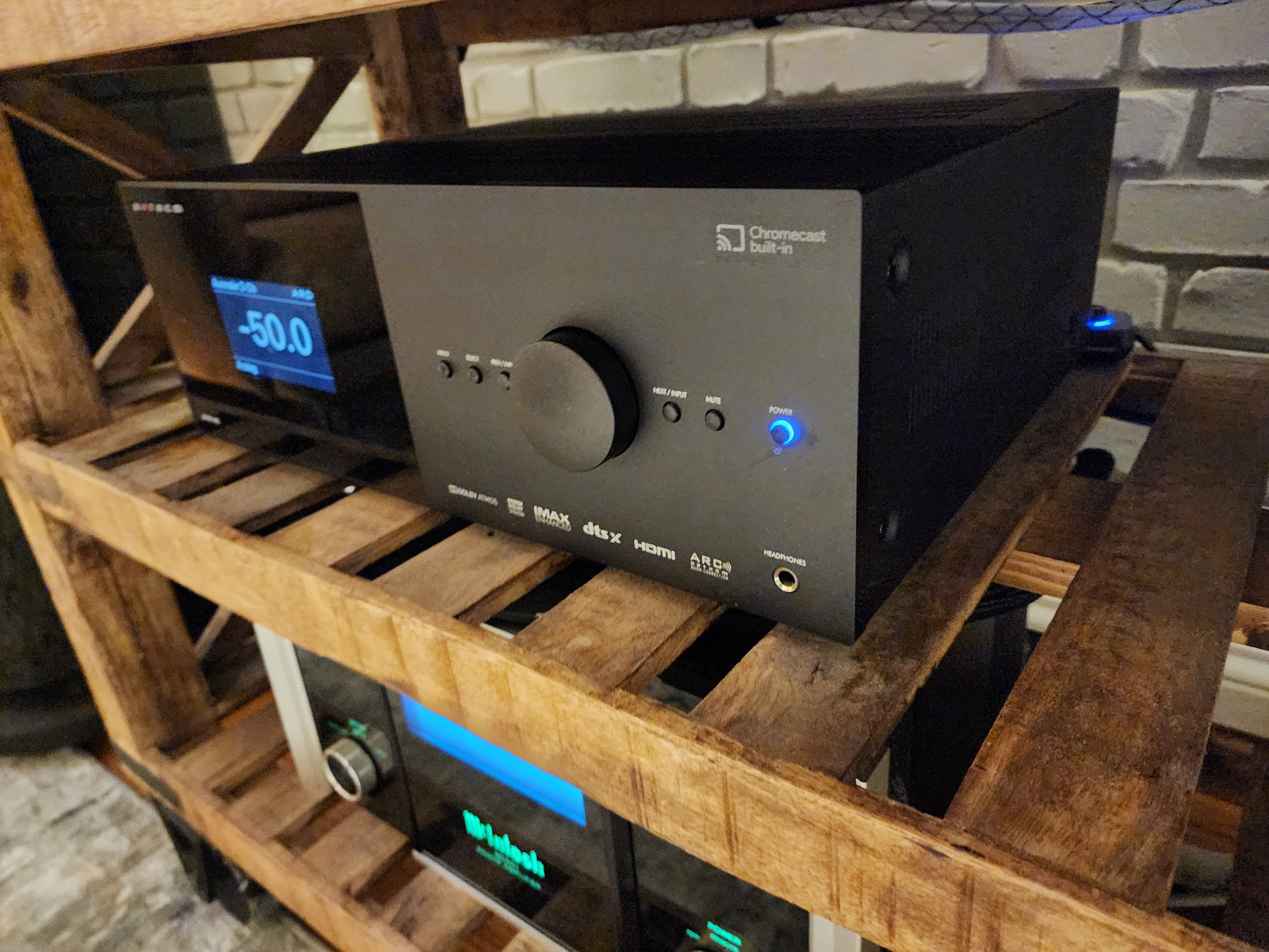 Anthem AVM90 15.4 Channel 8K Preamp Processor