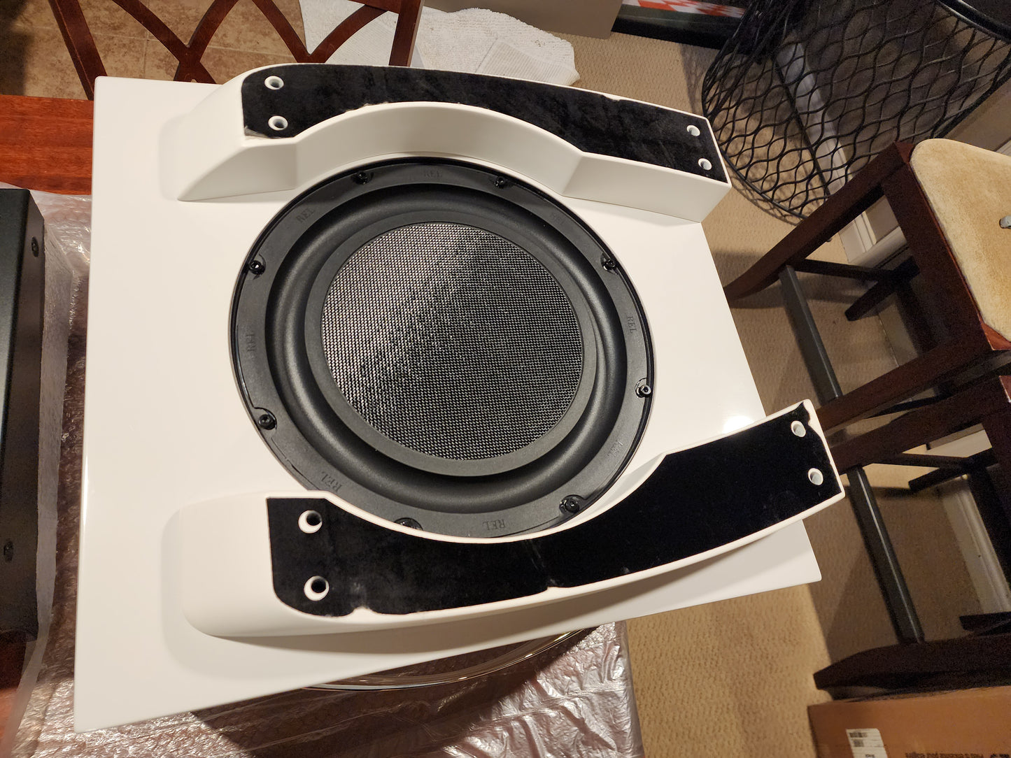 REL S/812 Powered Subwoofer - 800 Watts