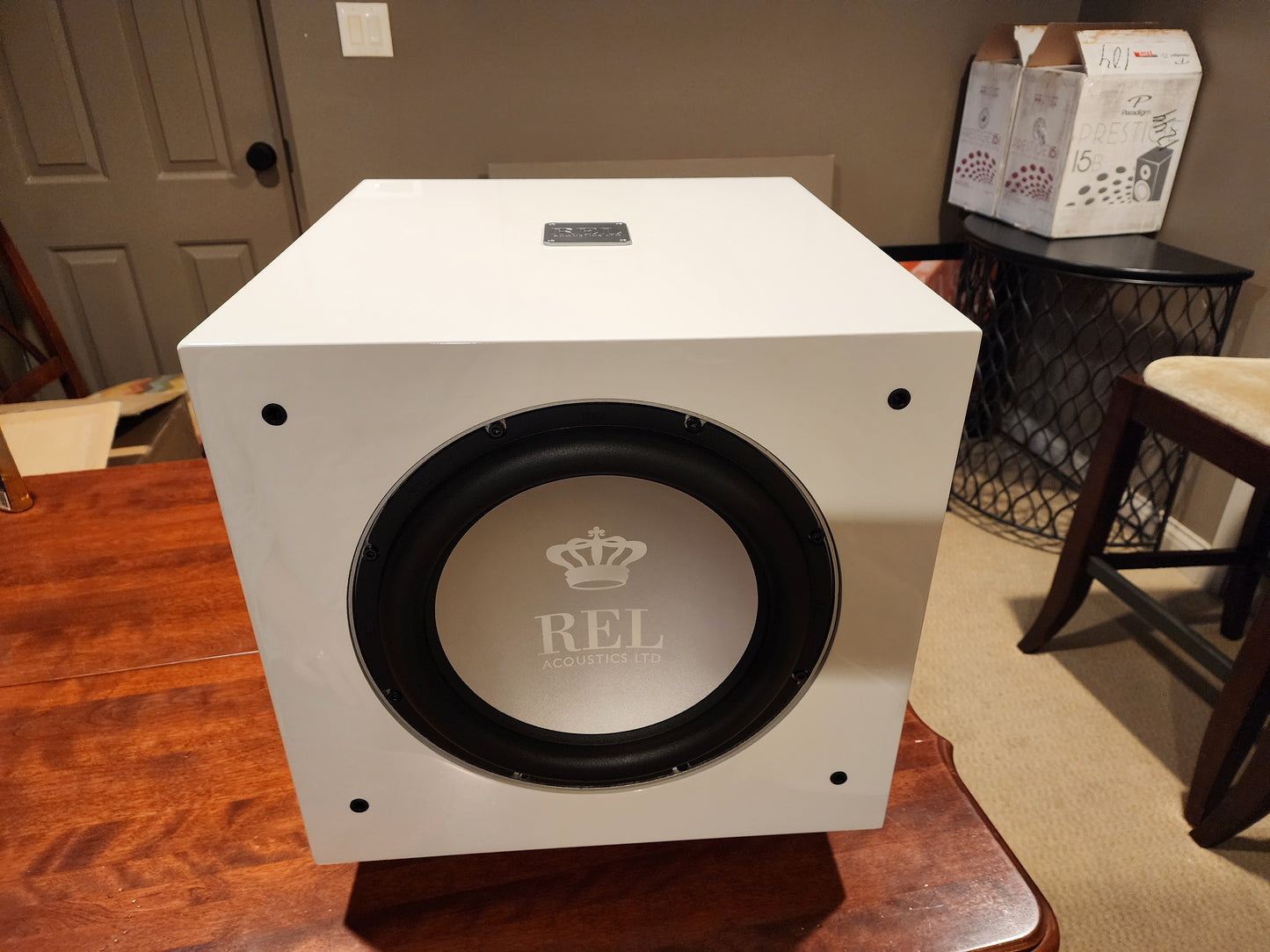 REL S/812 Powered Subwoofer - 800 Watts