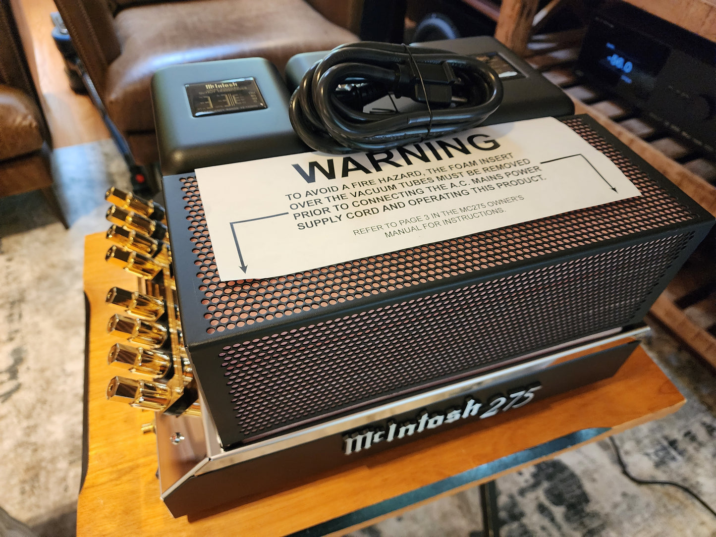 McIntosh MC275 2-Channel Vacuum Tube Amplifier Mk VI- Trade-in - 9.5/10