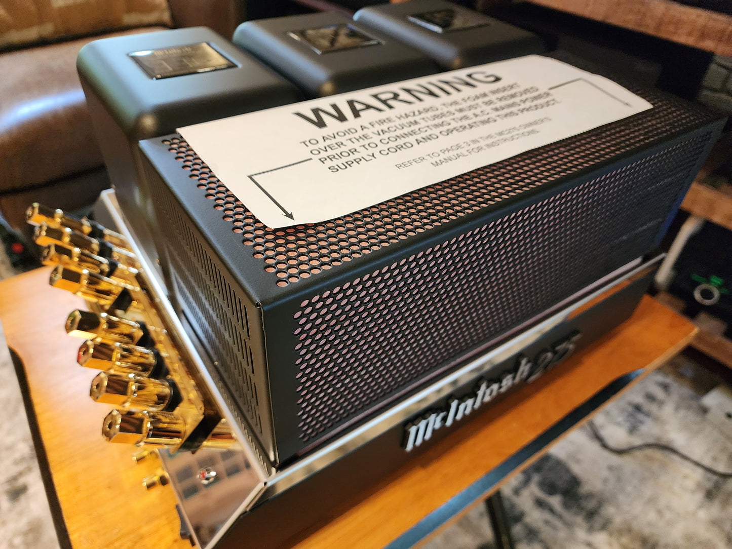 McIntosh MC275 2-Channel Vacuum Tube Amplifier Mk VI- Trade-in - 9.5/10