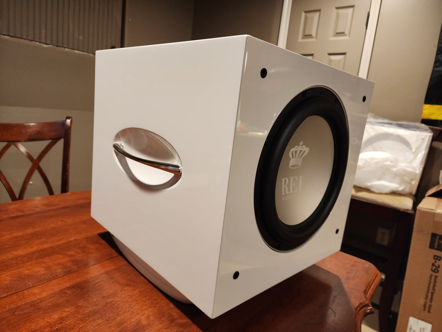 REL S/812 Powered Subwoofer - 800 Watts