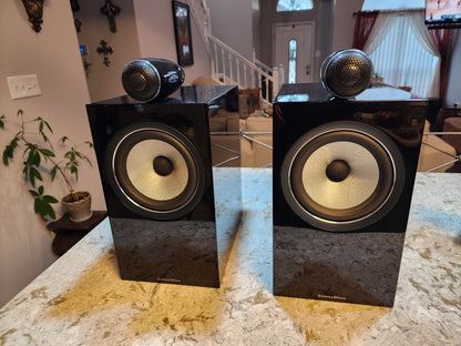 Bowers & Wilkins 705 S2 Bookshelf Loudspeakers - Each (Must buy in pairs)